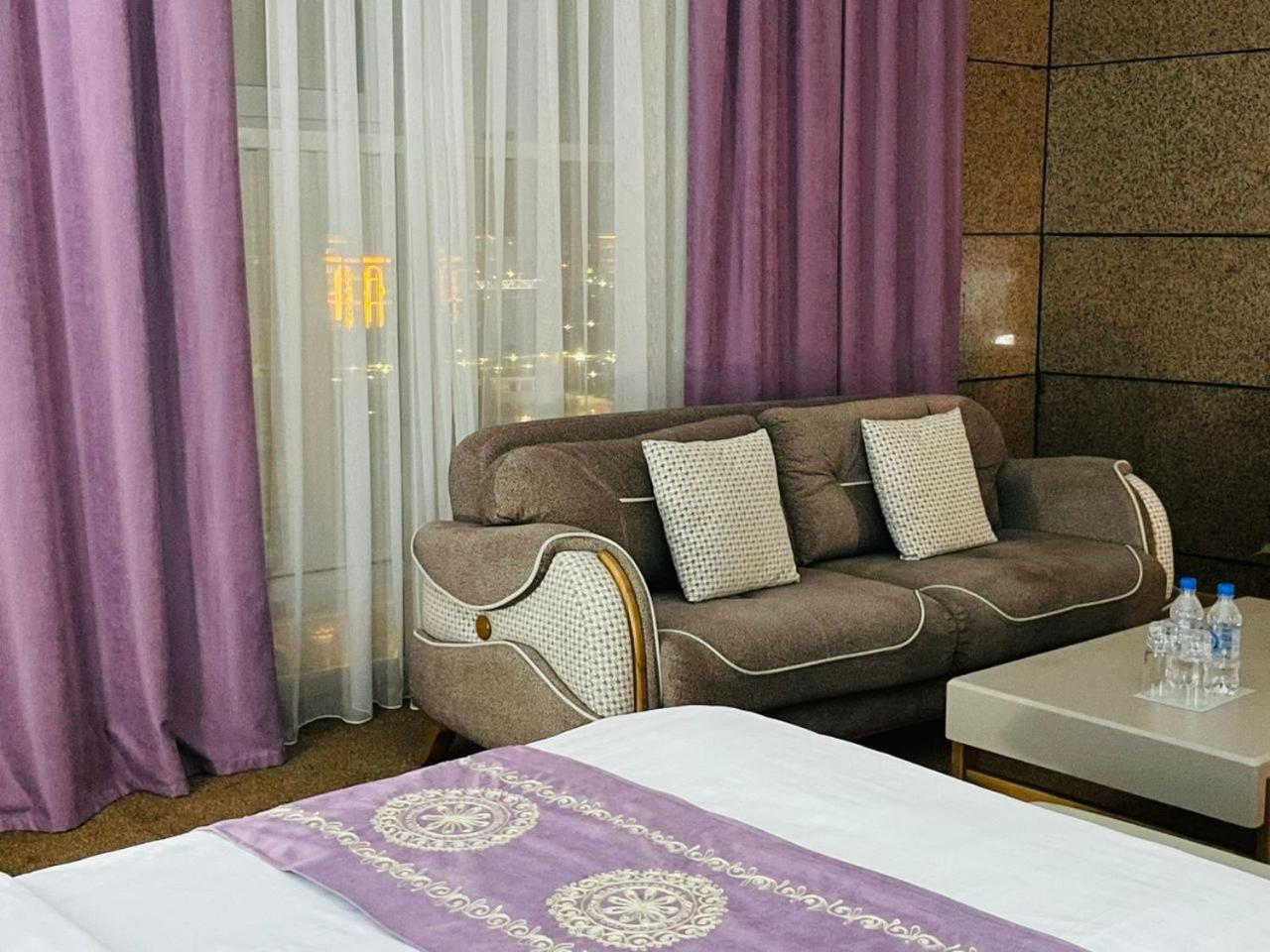 Hotel Shumon Duschanbe Exterior foto
